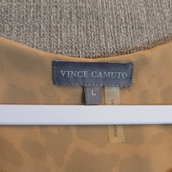 Vince Camuto Animal Print Abstract Work Office Top Blouse Size Large - Picture 4 of 6